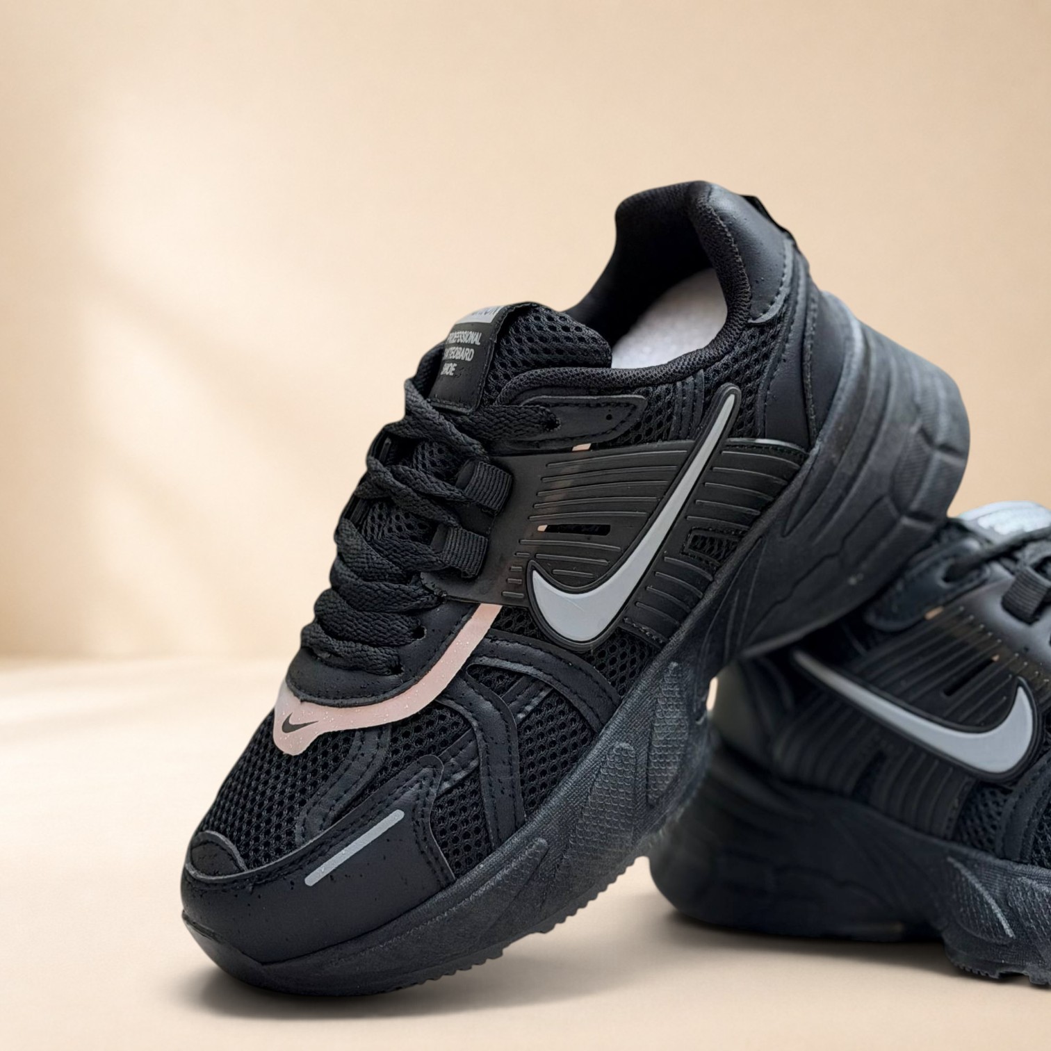 کتونی بزرگسال طرح نایک v2k از MA shoes کد 50526031