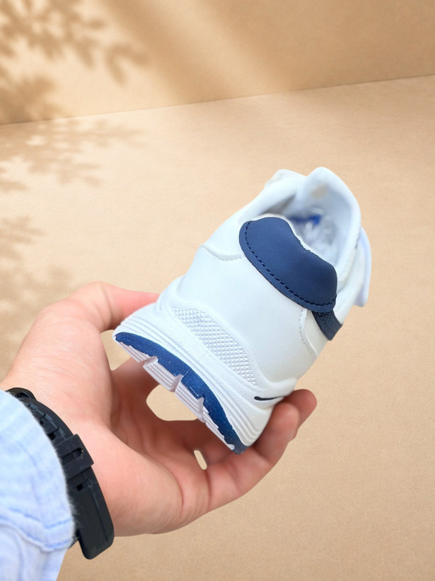 کتانی بچگانه طرح B KIDS از BRQ کد 50607062