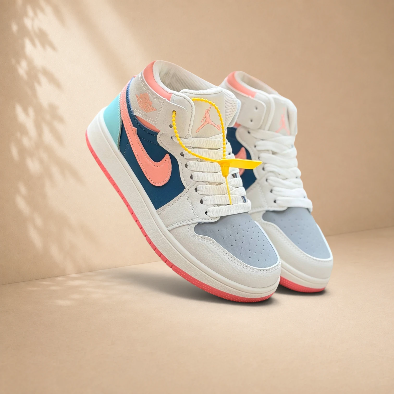 کتونی بچگانه نیمساق طرح نایک جردن از کندی کد 50623011